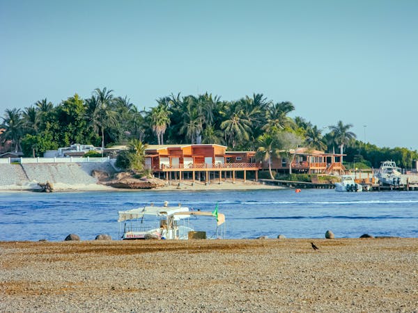 Elamir Travel