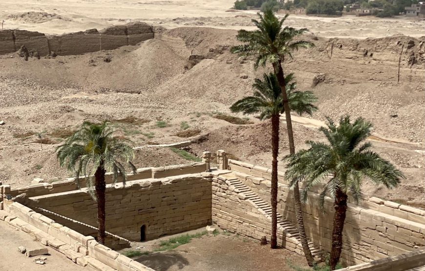 Qena-dendera